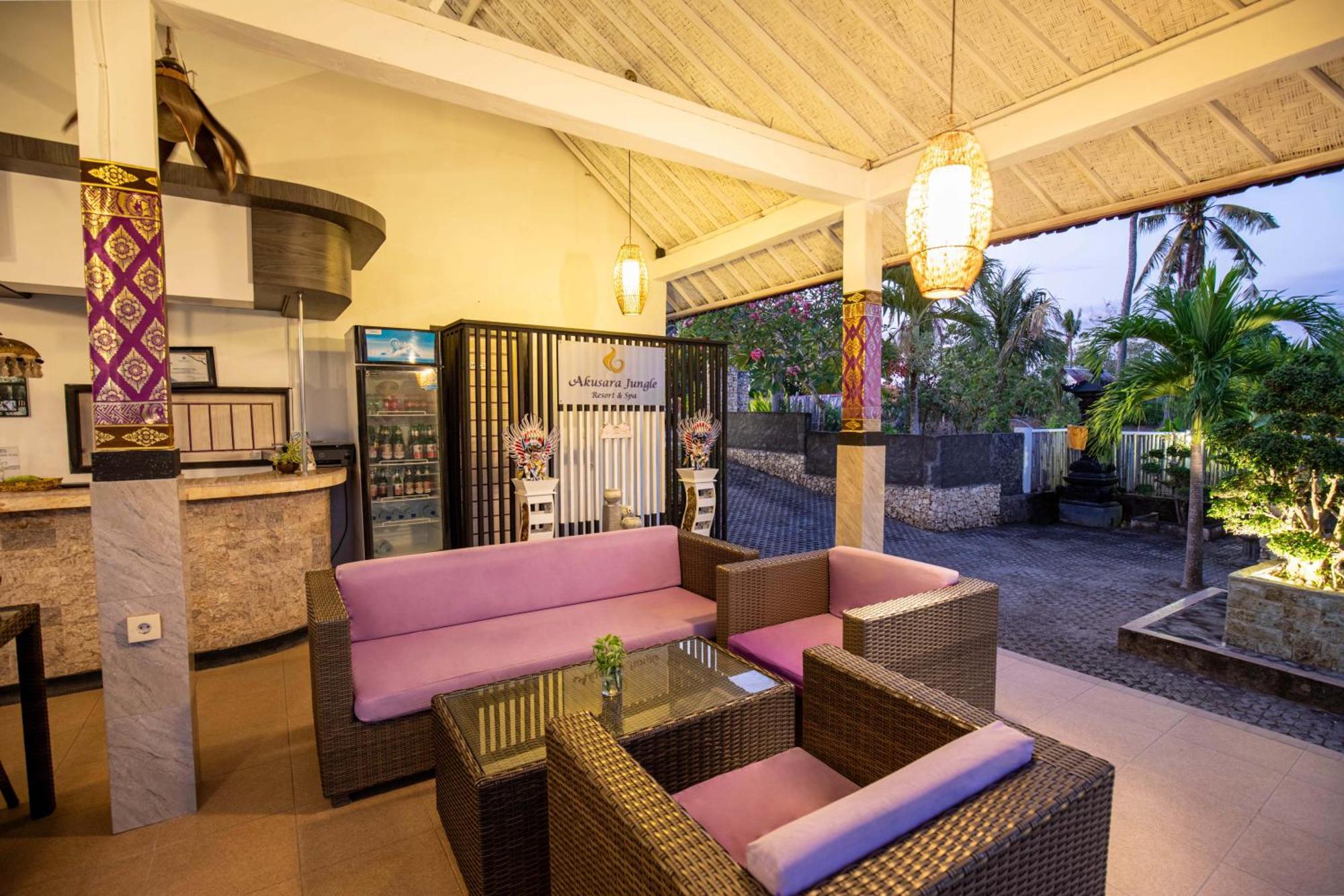 Akusara Jungle Resort And Spa Batununggul Exterior photo